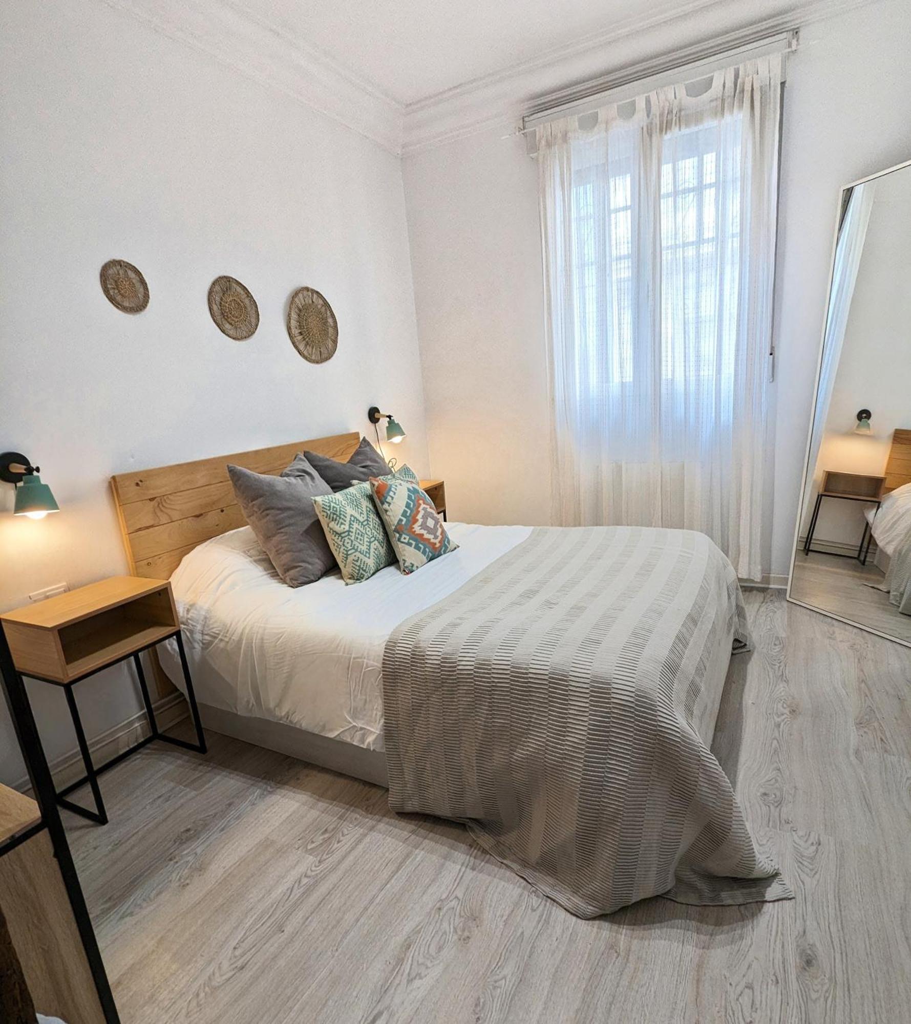 Apartamento Tranquilo Casco Viejo Bilbao Luaran gambar